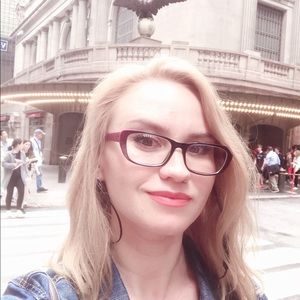 Meet your Posher, Yuliia